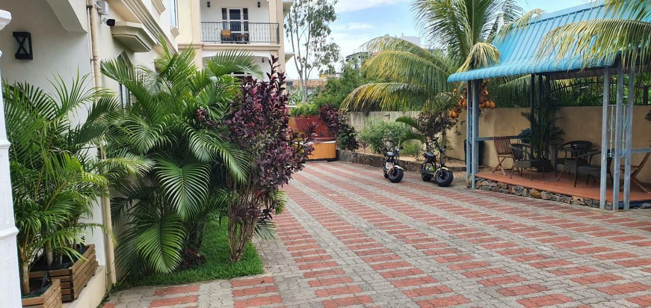 Paradise Hill Grand Baie Exterior foto